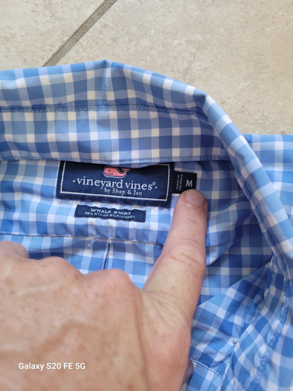 MENS MEDIUM VV PERFORMANCE BUTTON DOWN - image 2