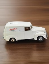 Ertl 9873 1950s Chevy Panel Van The Heartbeat of America Coin Bank Vintage 1988