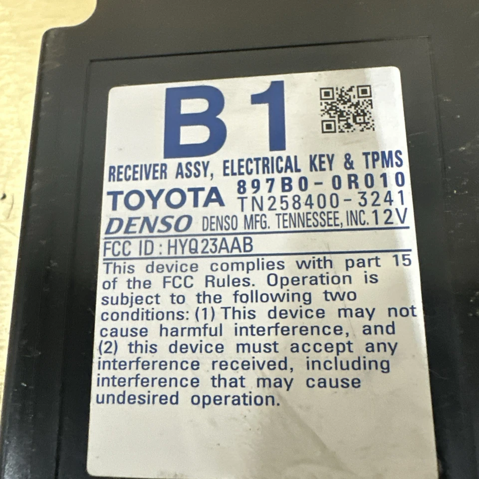 Módulo receptor de presión de llaves y neumáticos Toyota Rav4 2013-2018 897B0-0R010 OEM Foto 2 de 4