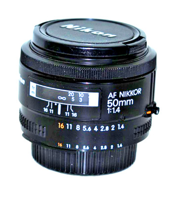 AF Nikkor 50mm f1.4 looks fine, works fine