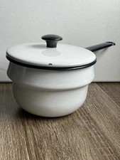Vtg. Vollrath Ware White/Dark Blue 3 Cups 1 Pints Sauce Pan Enamel With Lid