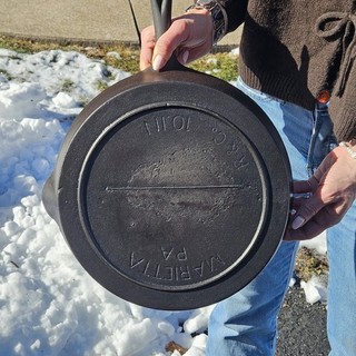 Antique Marietta PA R & Co. 10" Cast Iron Skillet Pan Smoke Ring 10 Inch