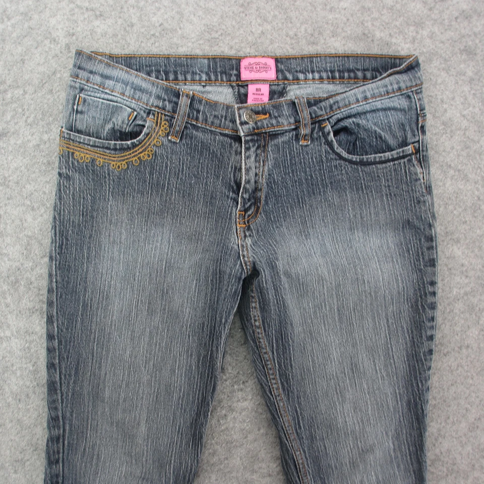 Steve & Barry's Jeans Women's 8 Medium Wash Straight Leg Jeans - Image 2 of 4