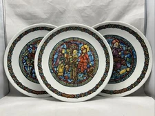 D'Arceau Limoges Noël ChristmasVitrail French Porcelain Plates #1 #3 #7 Set of 3