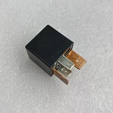 1PCS for  Black Headlight Relay  ACB83221-M01 CB1aH-R-12V 572-Mazda 4-Blade 