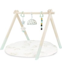 B. Toys Spieltrapez Spielbogen f&uuml;r Babys aus Holz mit Krabbeldecke B-Ware