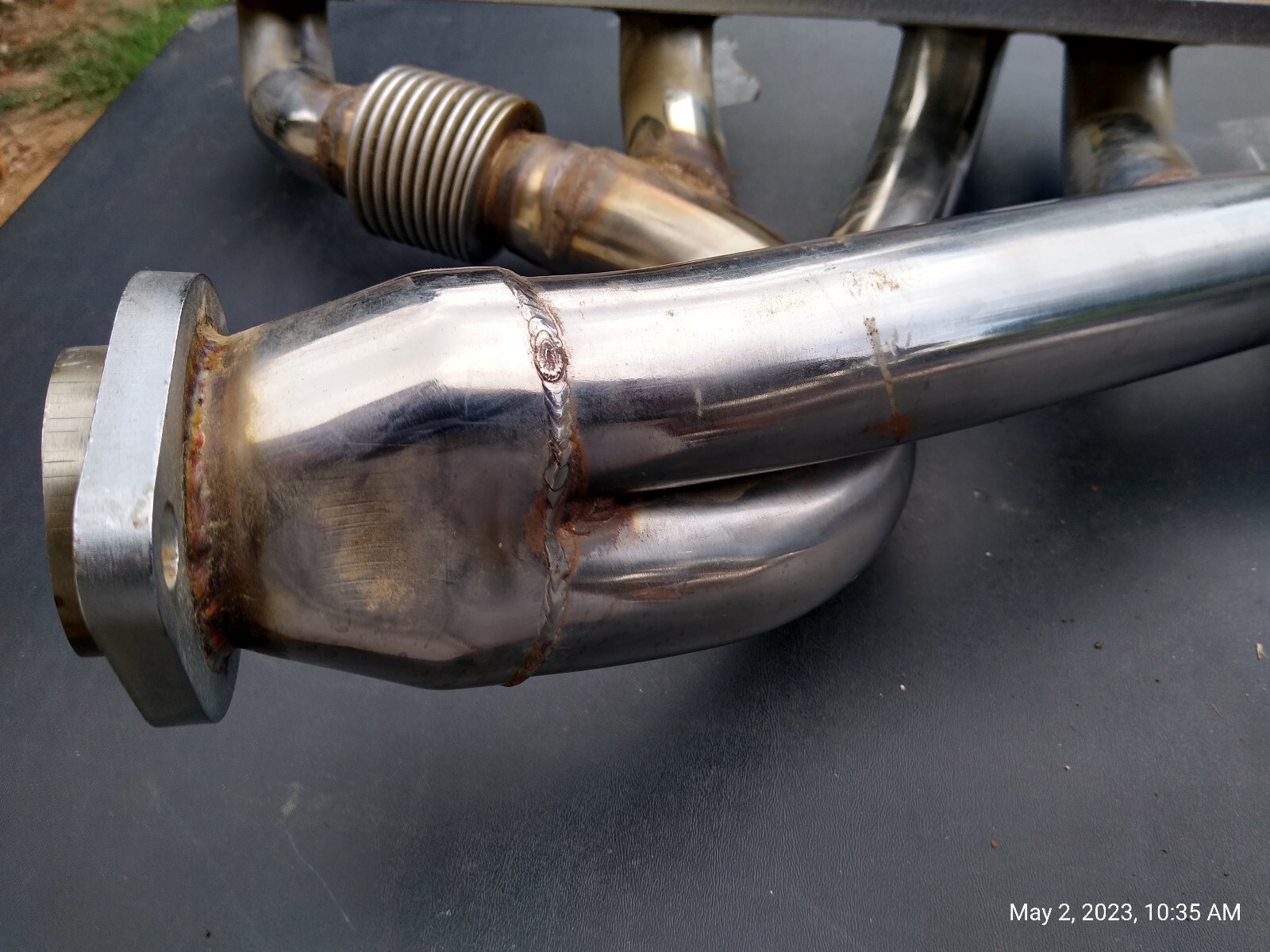 EXHAUST MANIFOLD JEEP WRANGLER 9199 YT TJ & CHEROKEE XJ GRAND CHEROKEE