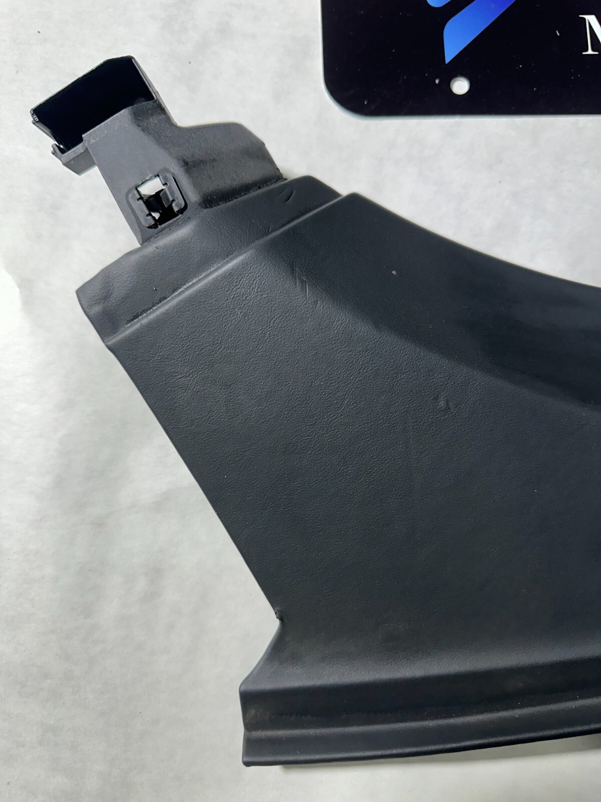 11-15 AUDI R8 SPYDER PASSENGER RIGHT REAR INTERIOR COVER TRIM LEATHER OEM