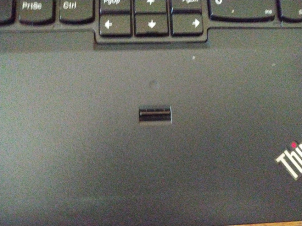 Lenovo ThinkPad W540 CORE i7-4700M @ 2,9 GHz 16 GB RAM (sin disco duro/sistema operativo) Foto 3 de 4