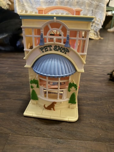 Vintage Fisher-Price Sweet Streets Beauty Salon & Pet Shop 2001 Not Complete