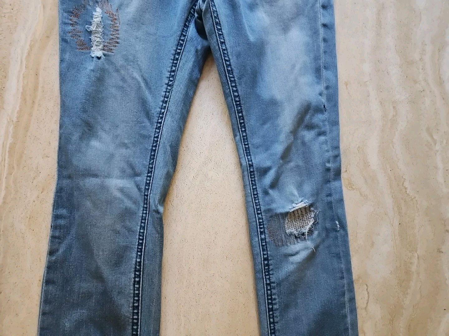 Picture 5 of 23