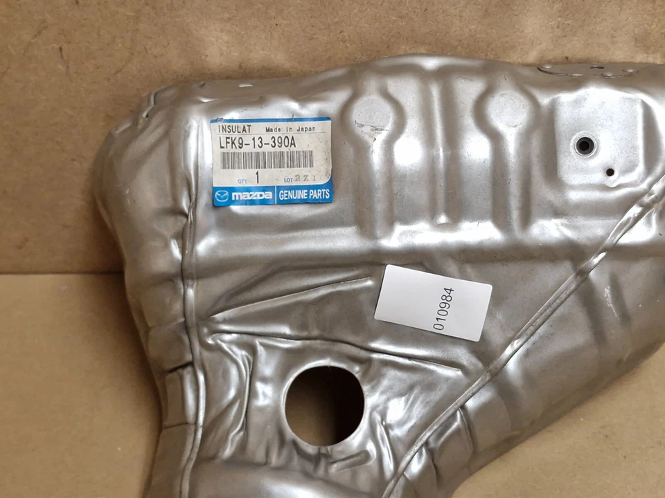 Mazda 3 BL Exhaust Manifold Shield 2004-2013 LFK913390A LFK9-13-390A Genuine NEW - Image 3 of 4