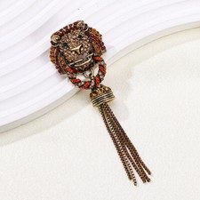 European and American lion head tassel brooch animal pins jewelry
