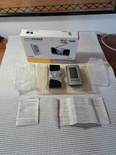 Small Desktop Info-Clock FM Radio Alarm Clock Temperature & Date Display