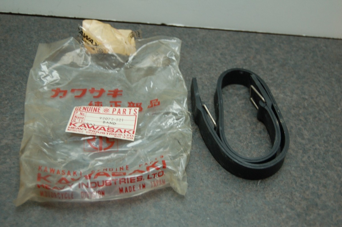 NOS GENUINE Kawasaki 92072-521 Gas Tank Strap 550 1986 JS300 JS440