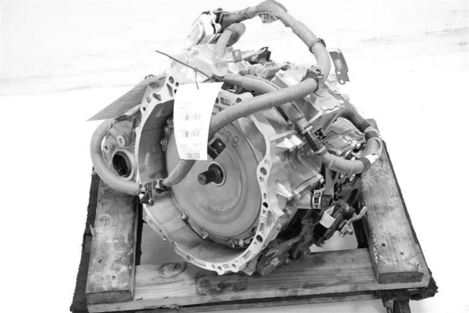 Used Automatic Transmission Assembly fits: 2015 Toyota Camry AT VIN D 5th digit - Image 2 of 4