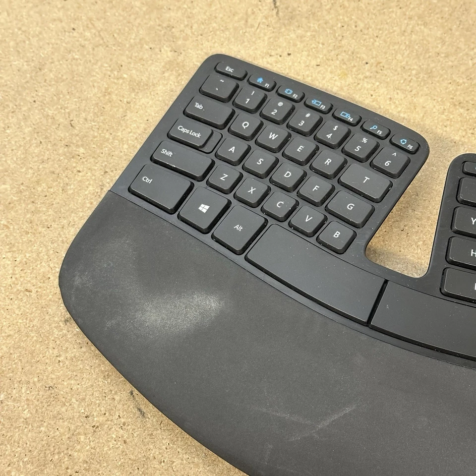 Microsoft Sculpt Ergonomic Wireless Keyboard Surface 1559 W/ Dongle Tested - Image 3 of 4