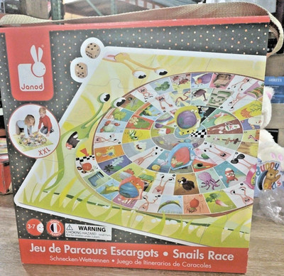 Janod 27.5x27.5 16 pcs. Snail Race Childrens Puzzle 4 Wooden Tokens 2 Wooden Dic