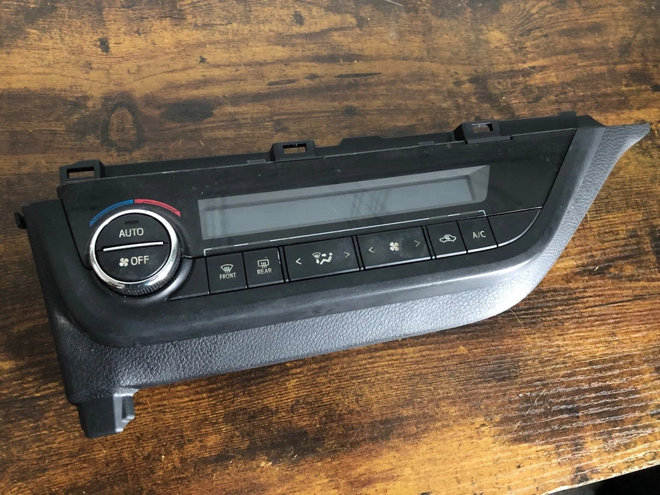 2014 - 2016 TOYOTA COROLLA Climate AC Heater Temperature Control OEM 55900-02500 - Image 2 of 4