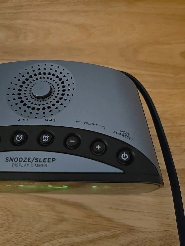 Timex AM/FM Dual Alarm Clock Radio 1.2" Green Display & Line-In Jack - Image 4 of 4