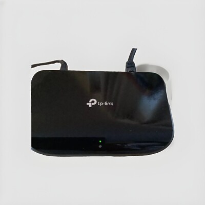 TP-LINK :TL-SG1005D :10/100/1000Mbps 5-Port Gigabit Desktop Switch,Black