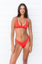 Wicked Weasel, Bikini, String, Tanga, Panties, Sommer, Urlaub, Strand, Beach Bar