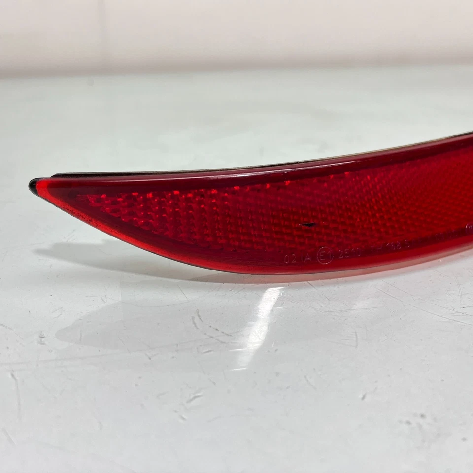 BMW X5 E70 2009-2013 PARACHOQUES TRASERO IZQUIERDO REFLECTOR DE LUZ 7240997 OEM Foto 2 de 4