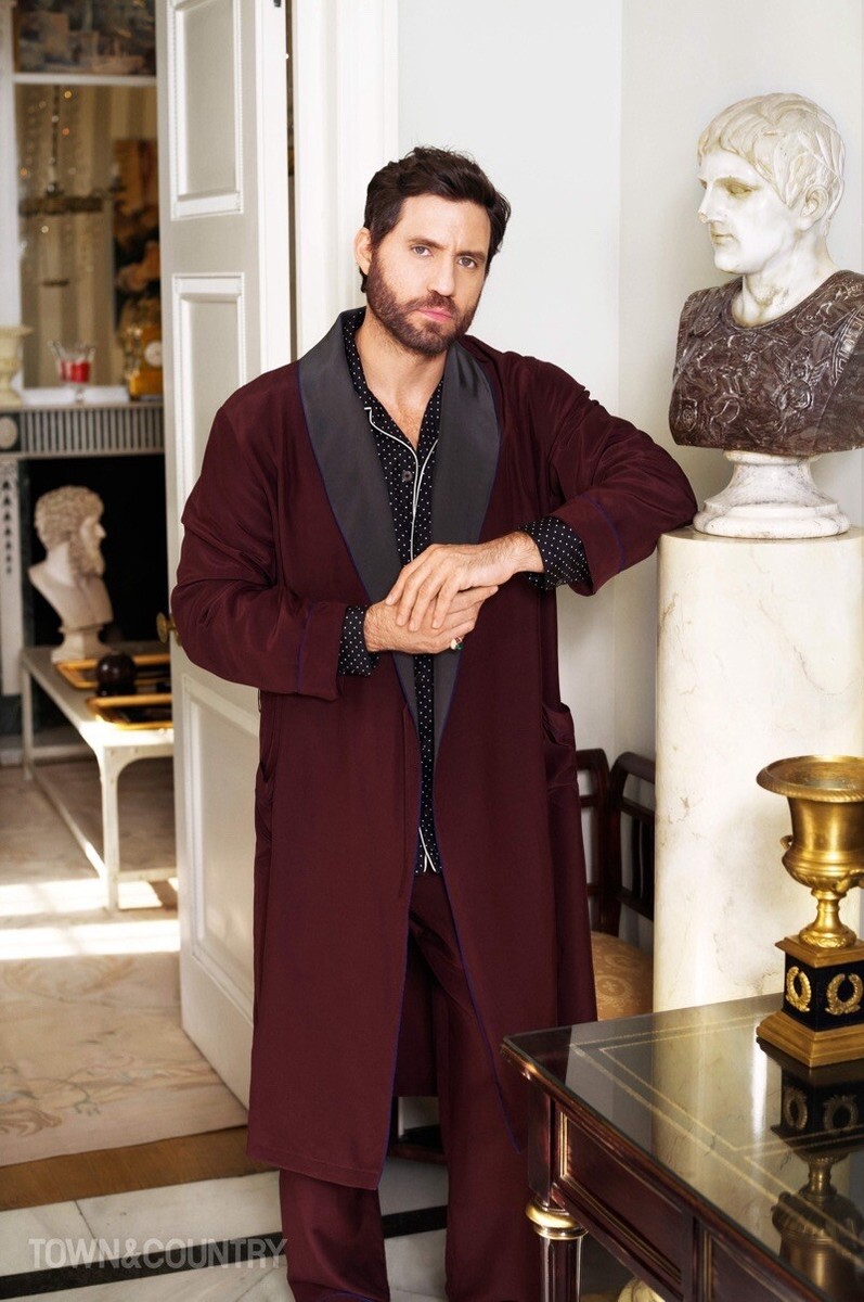 【プラダ・PRADA】Silk twill robe Prada 100% Silk burgundy Robe With Purple Accent | eBay