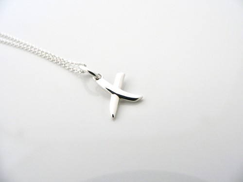 Kiss Necklace Pendant Charm Chain 