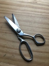VINTAGE 1970s UNITED 7" Chromed PINKING SHEARS SCISSORS