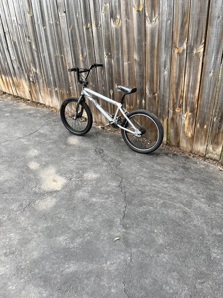 bicicleta Estampida Flybike Foto 2 de 2