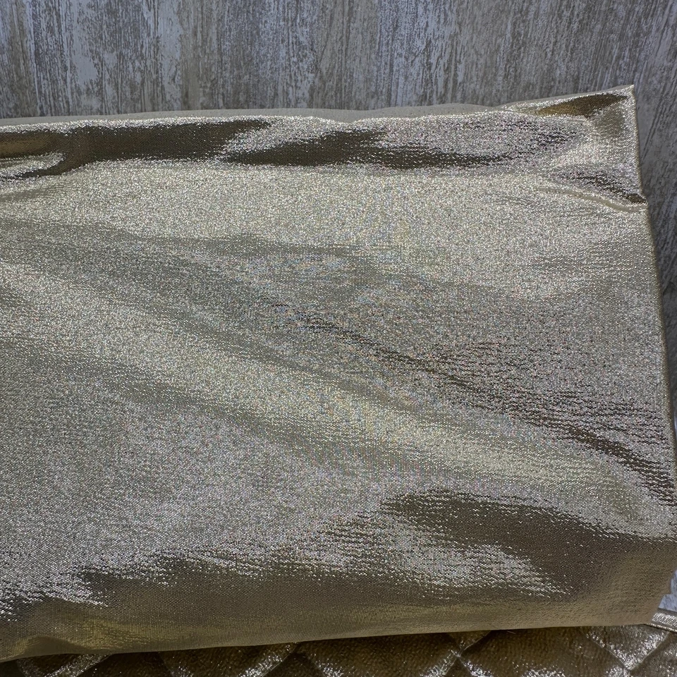 Gold Shimmer Table Set for 6 Round 85" Tablecloth 6 Napkin Holders Placemats - Image 2 of 4