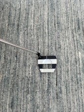 Odyssey Ai-ONE Jailbird Mini CH 34 in Putter Mallet RH Odyssey SL 90 Pistol Grip