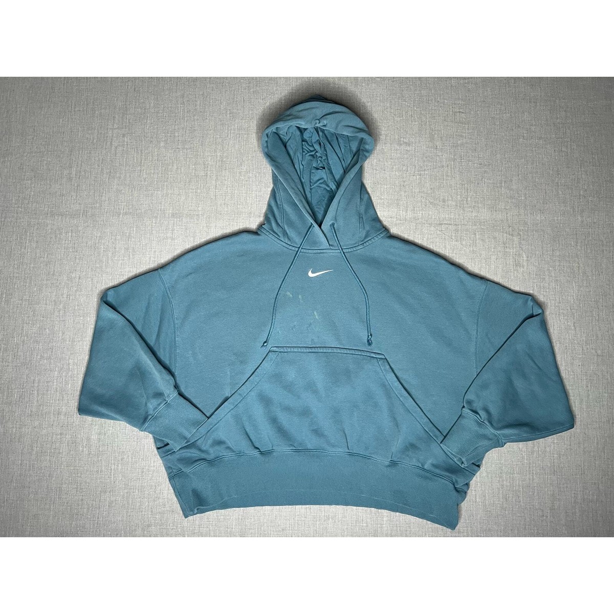 nike cropped swoosh hoodie
