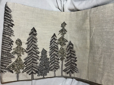 ARTISAN DE LUXE TABLE RUNNER (1) SILVER TREES  14 X 52  NWT