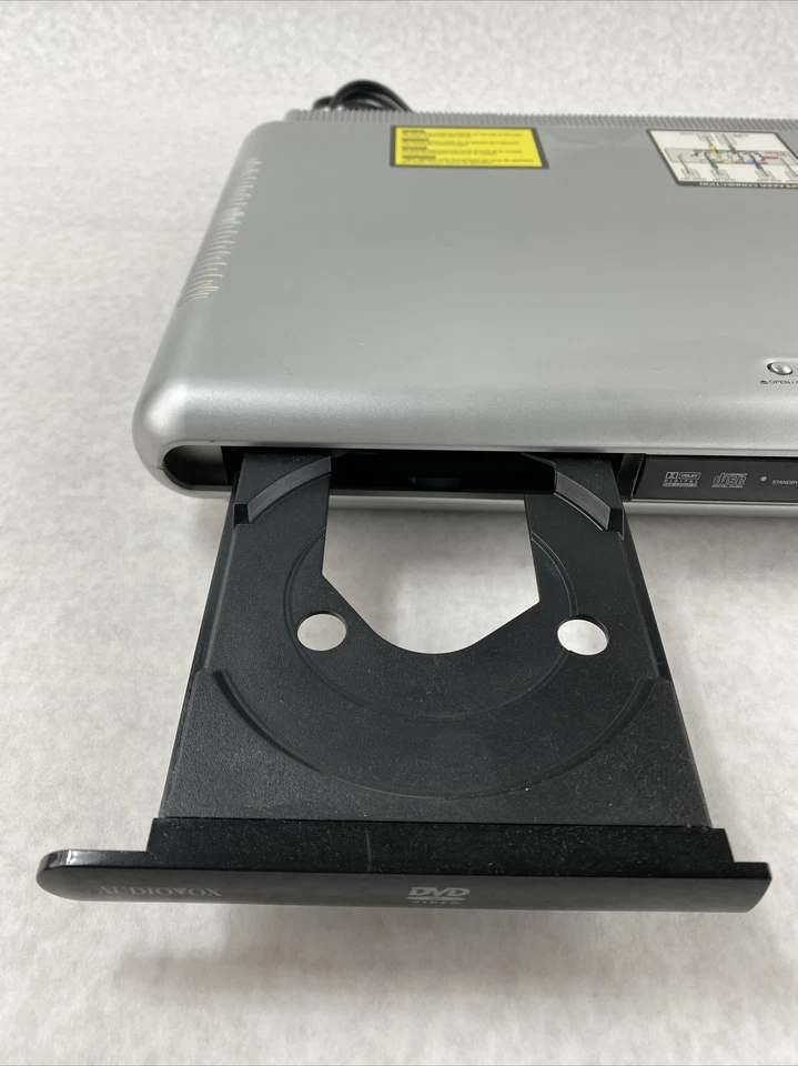 AudioVox STS93 DVD Player Radio Auxillary Dolby Pro Logic II Home Theater System - Image 2 of 4