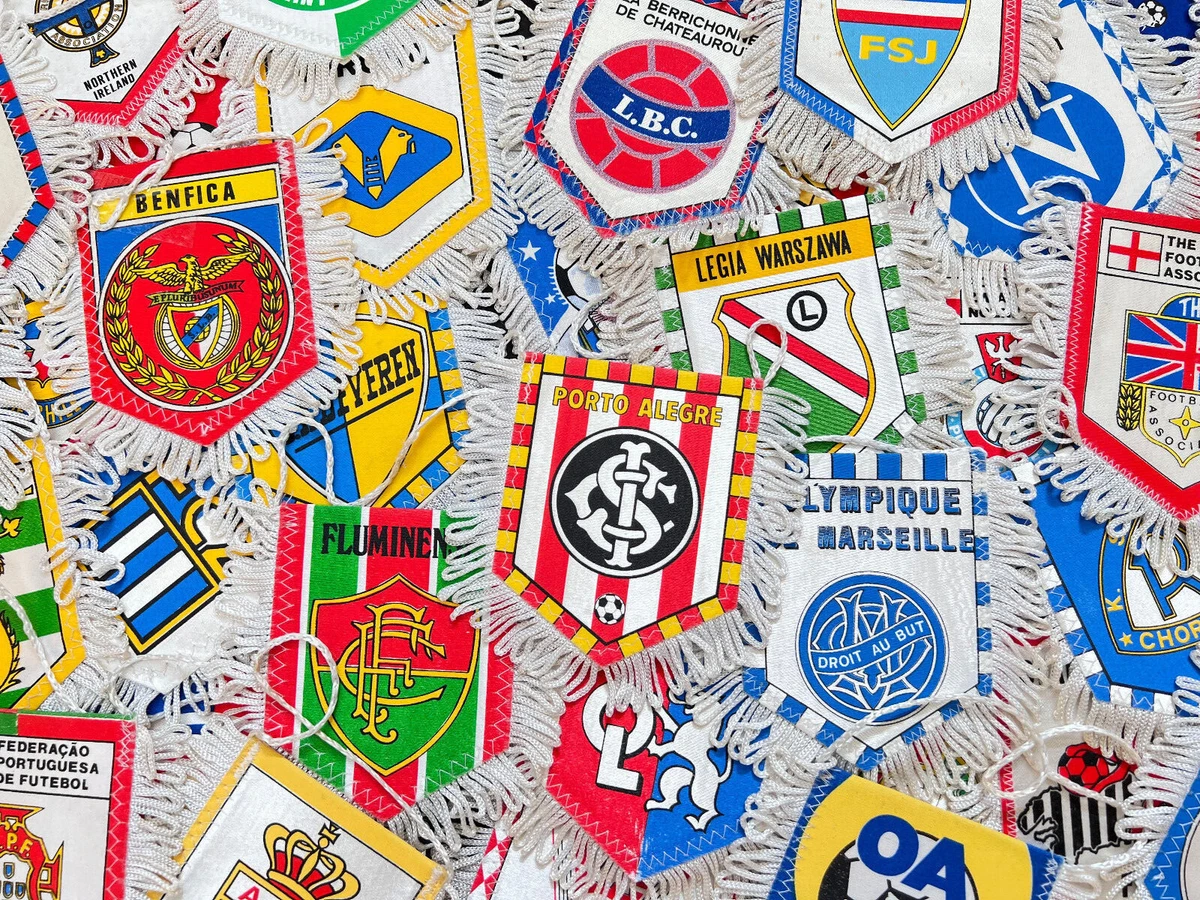 ancien petit FANION / WIMPEL PENNANT ) INTER MILAN FC