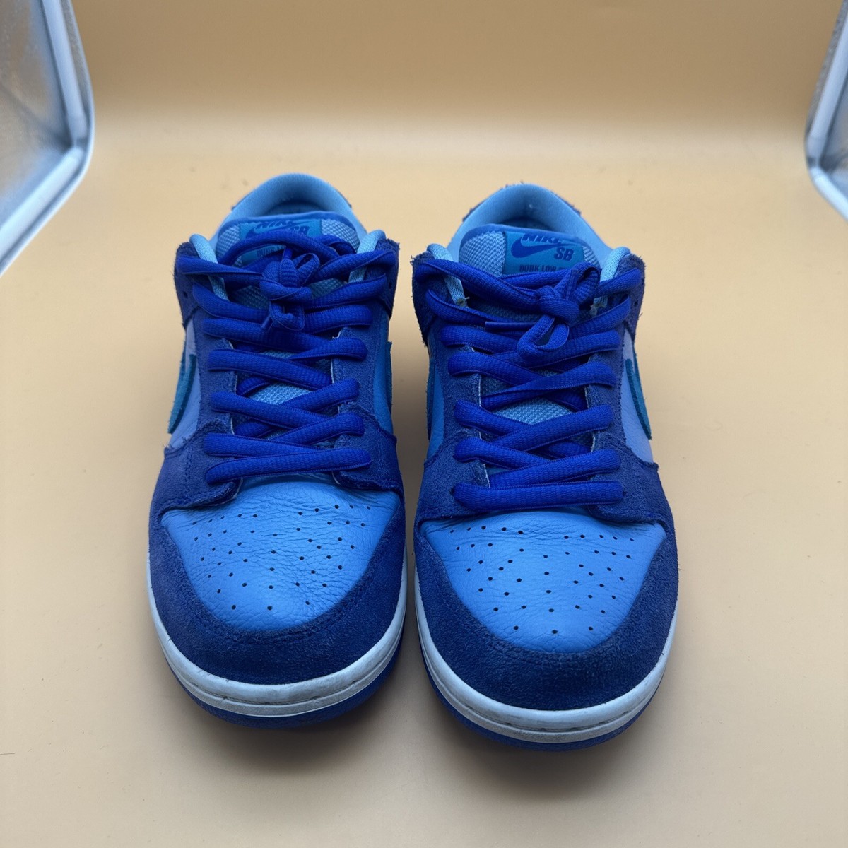 Nike SB Dunk Low Blue Raspberry Size 10.5 Pre-Owned/Used OG ALL! 100% AUTHENTIC! Nike SB Dunk Low “Blue Raspberry” – YankeeKicks Online main image 4