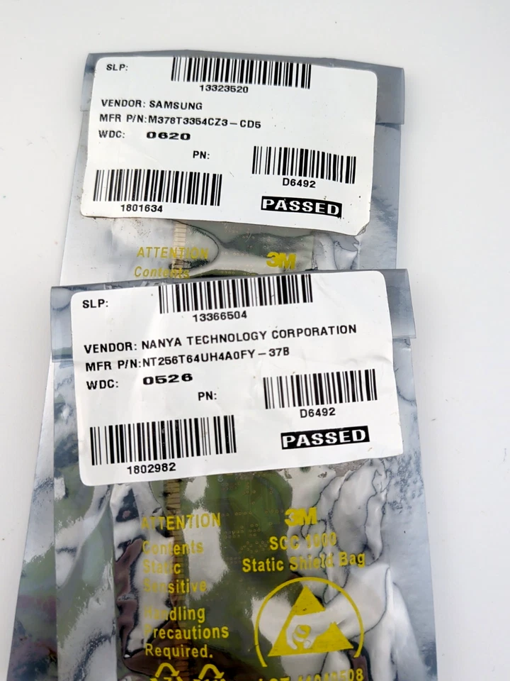 2 SAMSUNG PC2-4200U-444-12-D3 512MB DDR2 0543 Memory Sticks NEW SEALED - Image 3 of 4