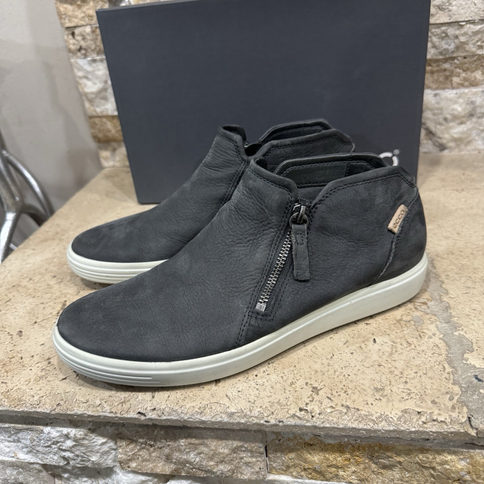 ECCO Soft 7 Low Cut Booties Dark Gray Nubuck Leather Women's Sz 40 EU (US 9-9.5) image 3