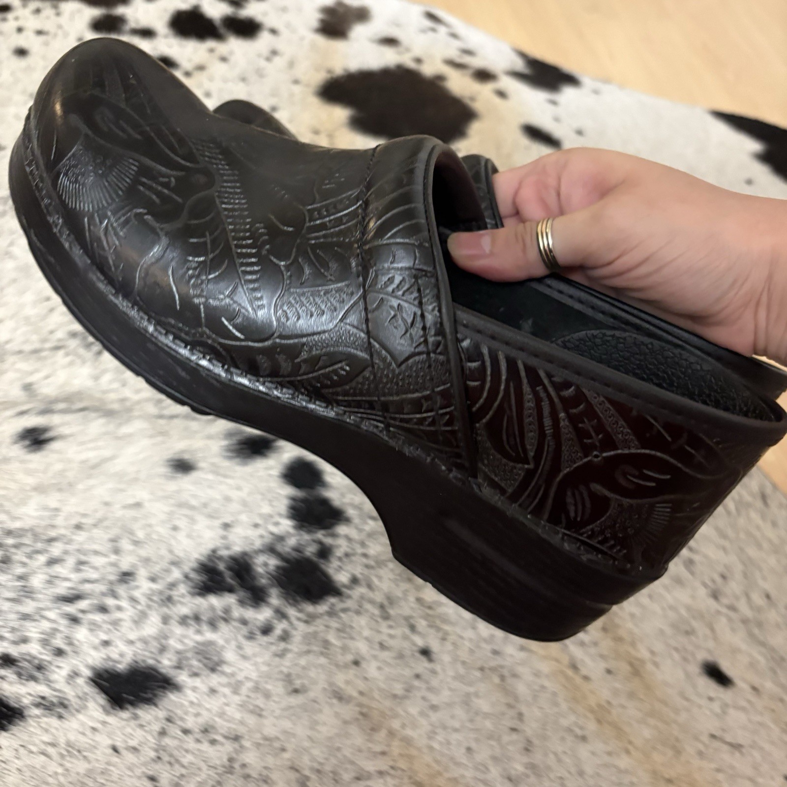 DANSKO Professional Black Tooled Embossed Leather Clogs Size 41