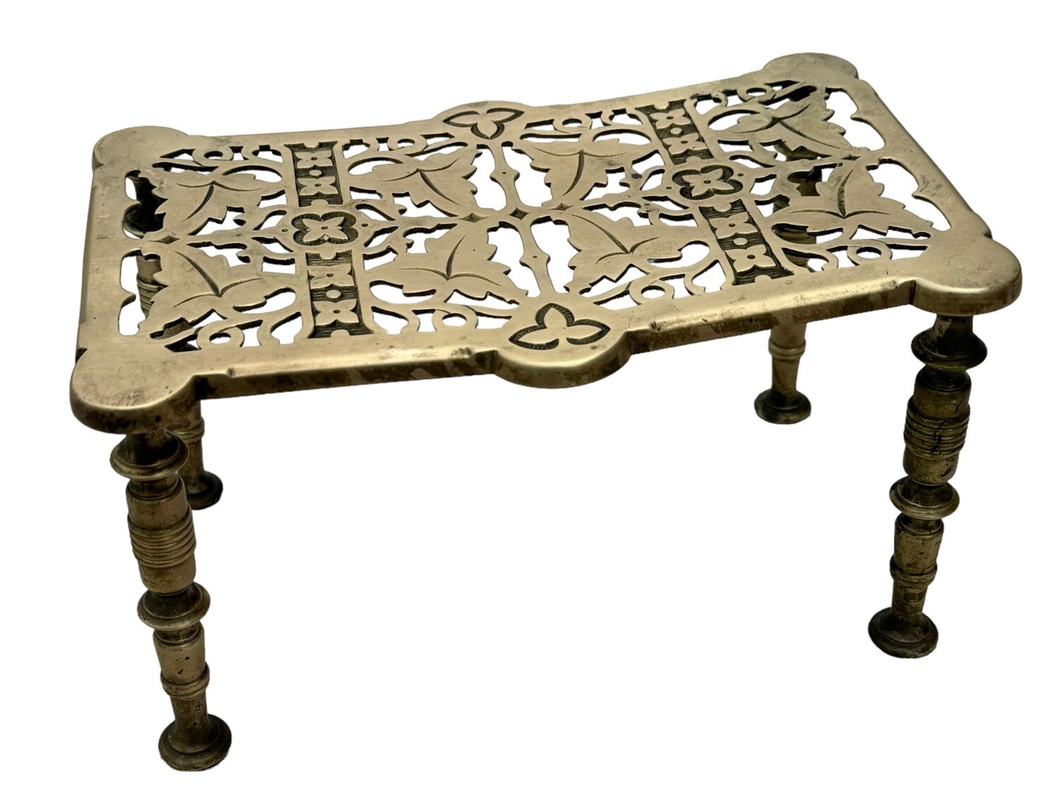 ANTIQUE BRASS FIREPLACE TRIVET KETTLE FOUR LEG STOOL MAKERS MARK 10.5”x 6”x 6”