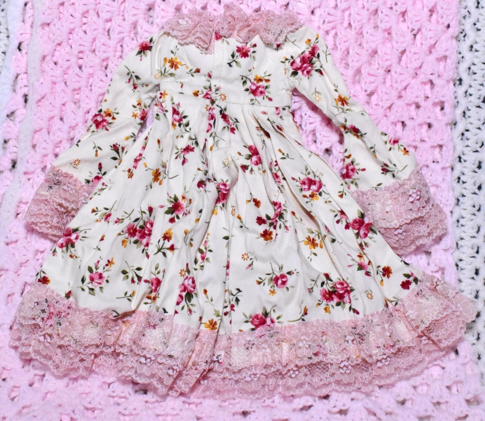  super dollfie floral lace skirt dealer made 