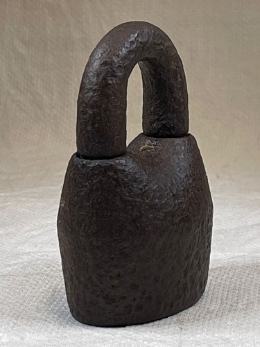 Antique Vtg Iron Padlock Scandinavian Prison Style Rectangle Hole, NO Key - Picture 4 of 13