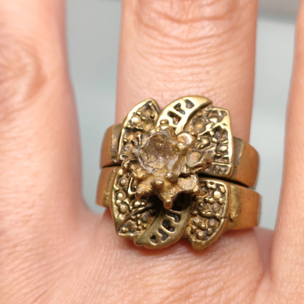 OLD RARE ROMAN STYLE WEDDING RING BRONZE VINTAGE