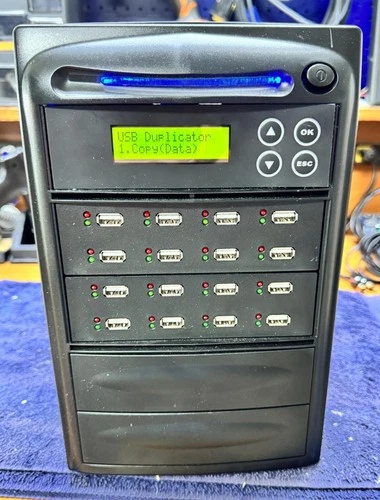 ZipSpin 1-15 USB Duplicator & Sanitizer Standalone Multiple Flash Memory Copier