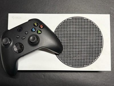 Microsoft Xbox Series S White 512GB| Comes with cords and Black Controller