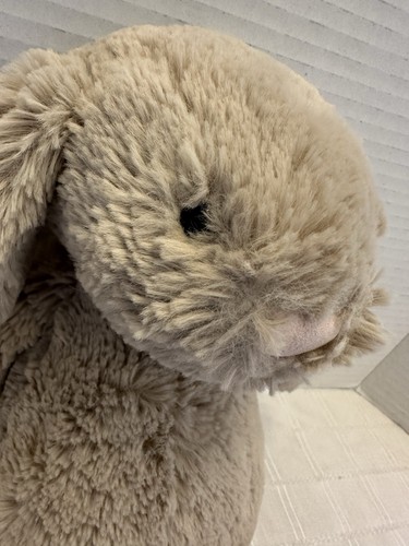 Jellycat Bashful Bunny Beige Original Medium Plush Rabbit Toy - Picture 3 of 14