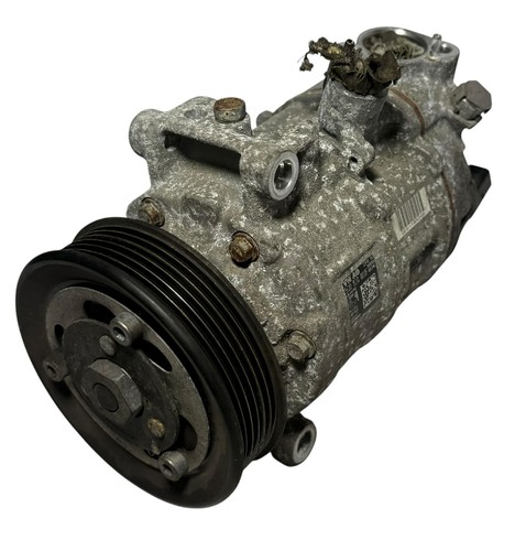 Kompressor Klimaanlage 5Q0820803F Skoda Fabia Combi 1.0 MPI Bj 2016 999 CCM 55