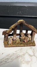 Nativity Manger Scene Wood Stable Ceramic Figurines